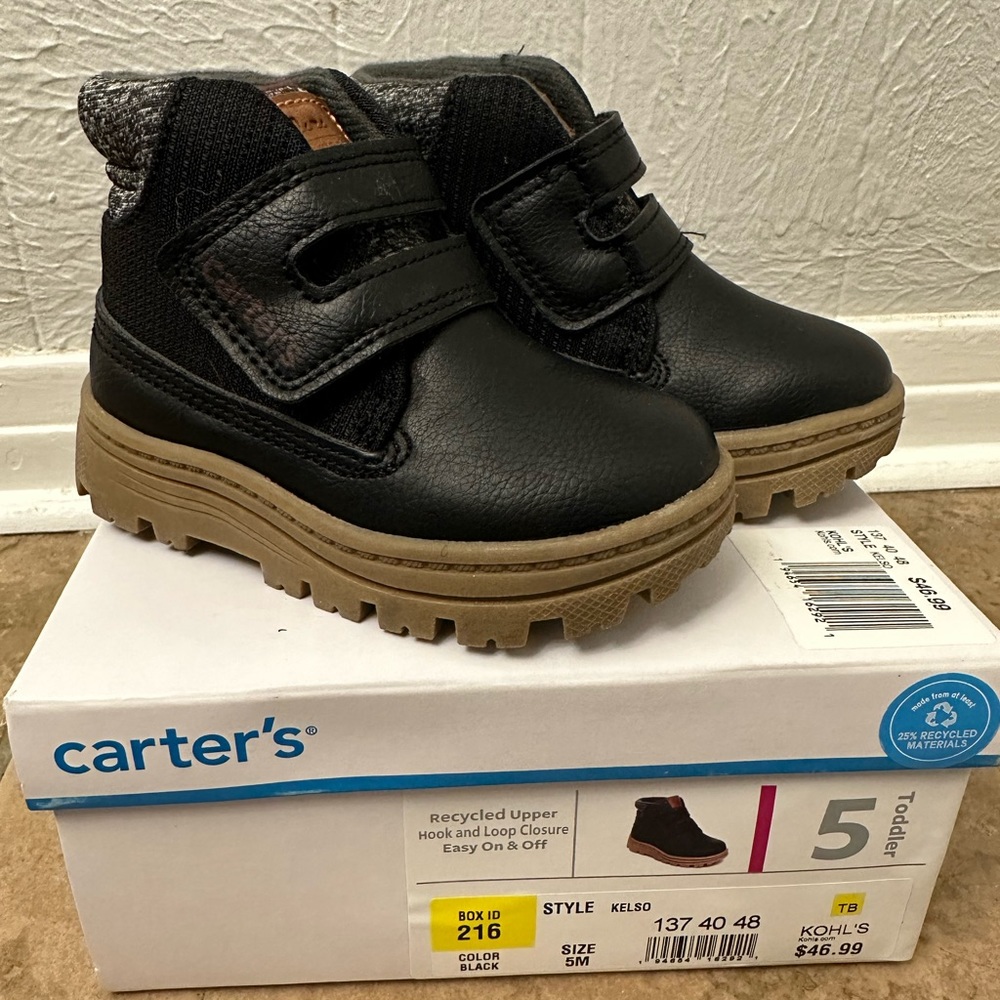 Carter’s Unisex-Child Kelso Style Fashion Boot